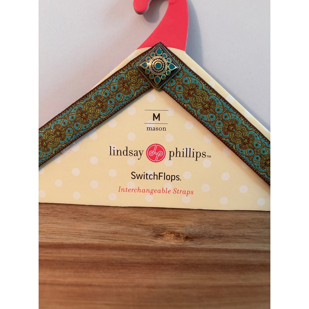 Lindsay Phillips Switch Flops Size Medium Mason Strap NEW